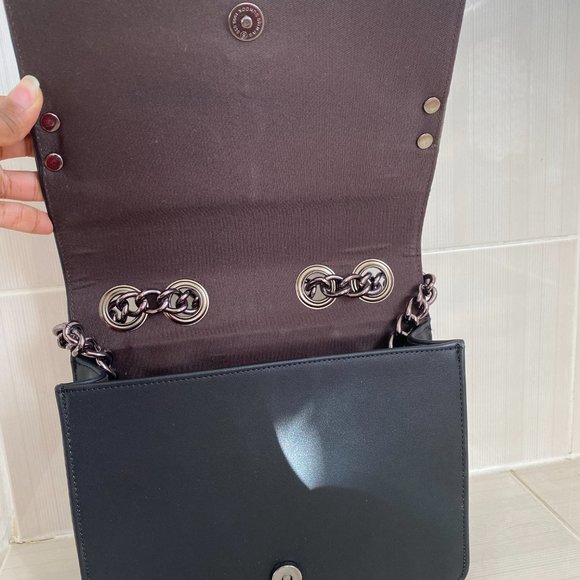 Black and Purple Snake print Crossbody Bag - Picture 6 of 8